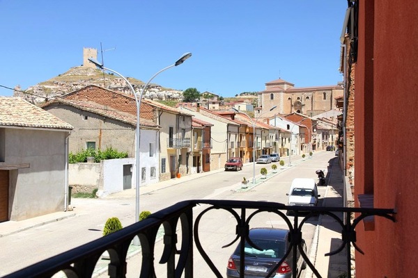 Vista calle del Ro desde el balcn